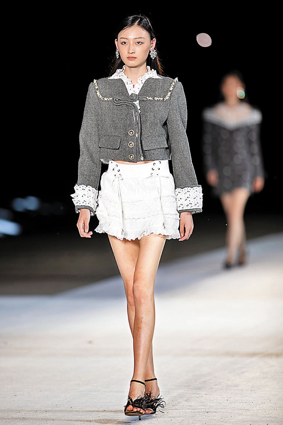 ◆遠大2023秋冬時尚發布會上服裝