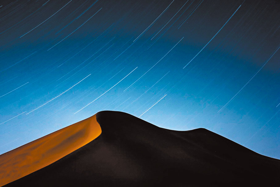 ◆《沙漠星空》。董書暢 攝