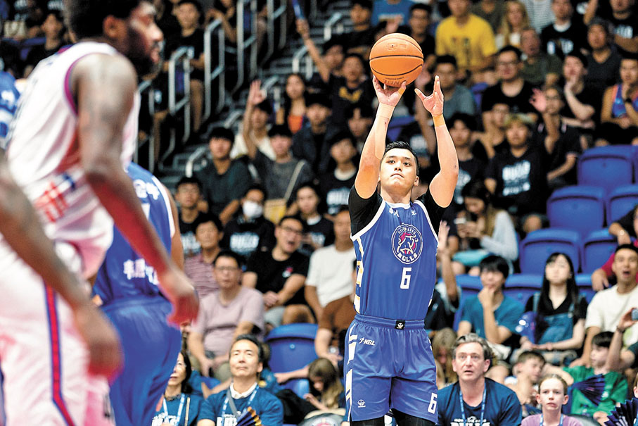 ◆梁兆華指首次出戰NBL，令自己獲益良多。