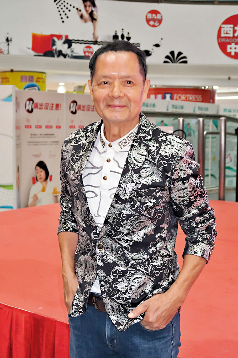 ◆吳大強做運動保持健康體魄。