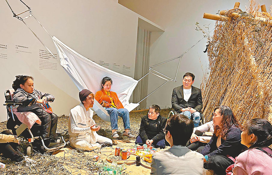 ◆殘疾人朋友在小窩的聚會。   劉蕊 攝