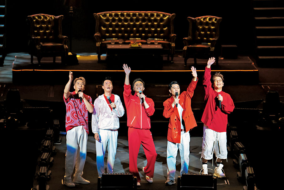 ◆右起：林曉峰、梁漢文、張智霖、謝天華和吳卓羲為馬來西亞觀眾帶來充滿回憶的晚上。