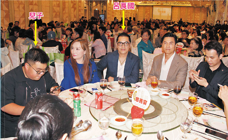 ◆呂良偉的兒子與弟弟呂良國也有陪同前來。