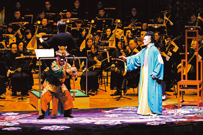 ◆張軍（右）2018年曾與香港中樂團合作演出《牡丹亭·長生殿》。