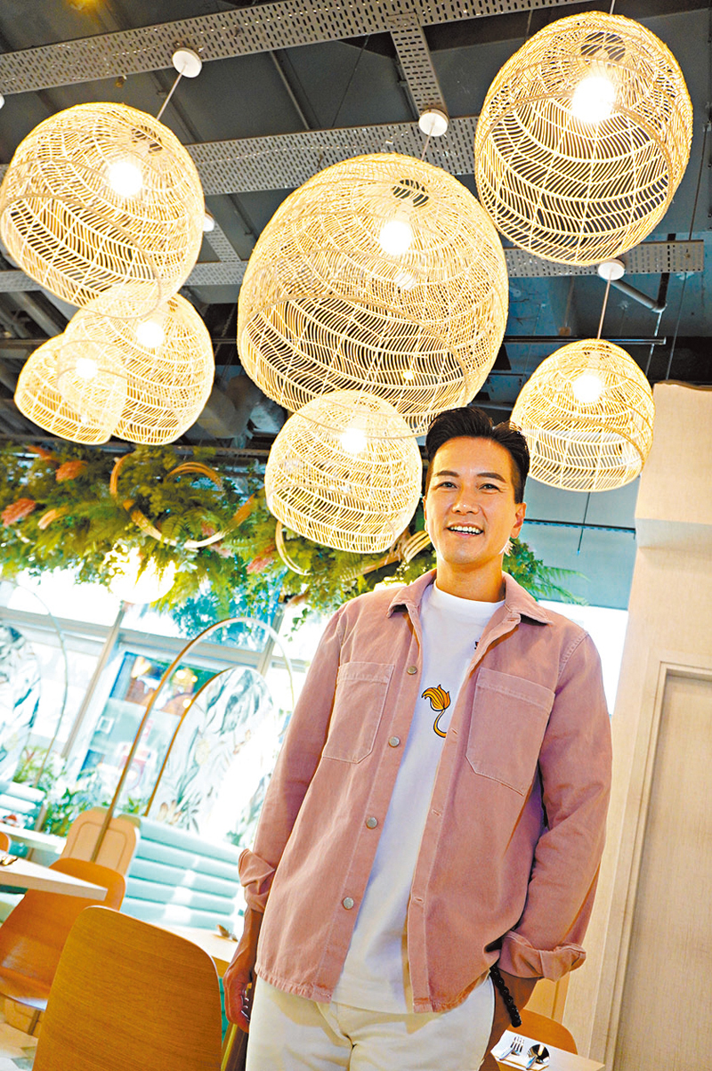 ◆得到眾多好友相助，區永權以超優惠成本製作歌曲與MV。