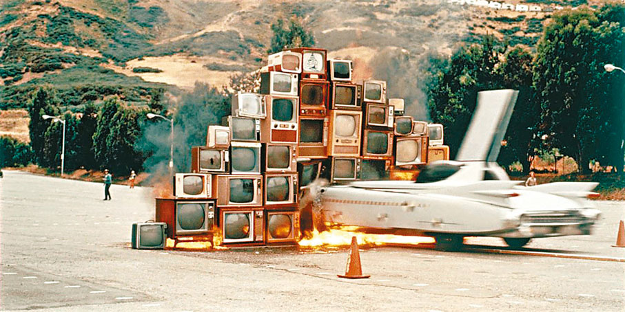 ◆Ant Farm《媒體燃燒》（1975）