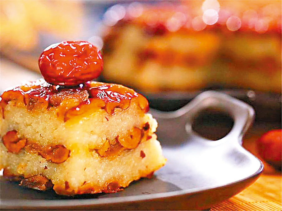 ◆ 以糯米配以紅棗蒸製成的西安「甑糕」。 網上圖片