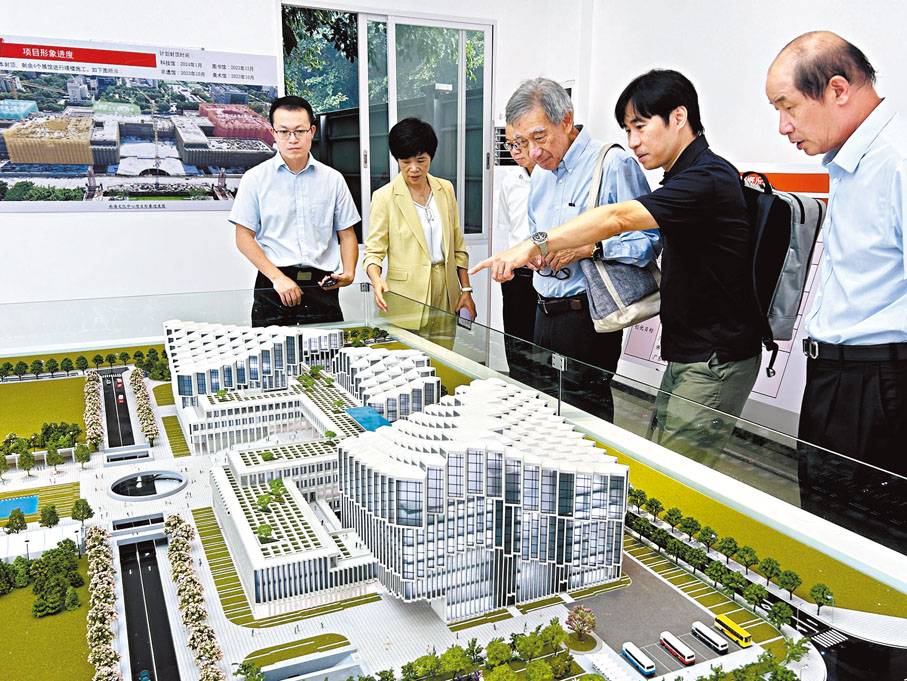 ◆貝建中考察貝氏南海項目。
