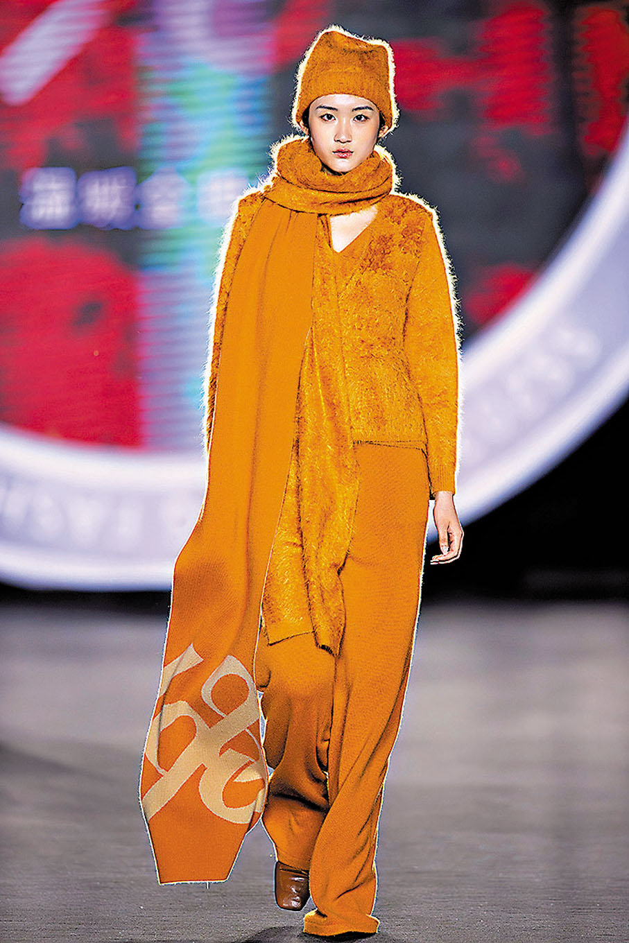 ◆鄂爾多斯「與美相織」時裝秀