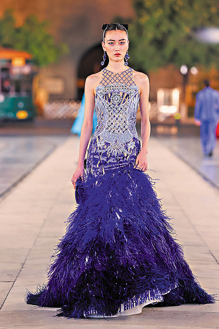 ◆勞倫斯·許設計服裝