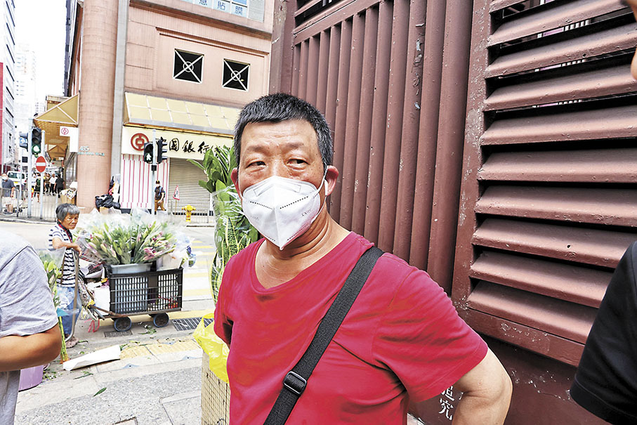 ◆被撞的士的司機，坦言若發生槍戰會找地方躲避。 香港文匯報記者劉友光 攝