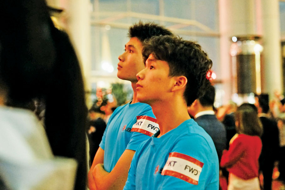 ◆晚會特別邀請了超過60位「共創明『Teen』計劃」的學員，一起分享國慶喜悅。