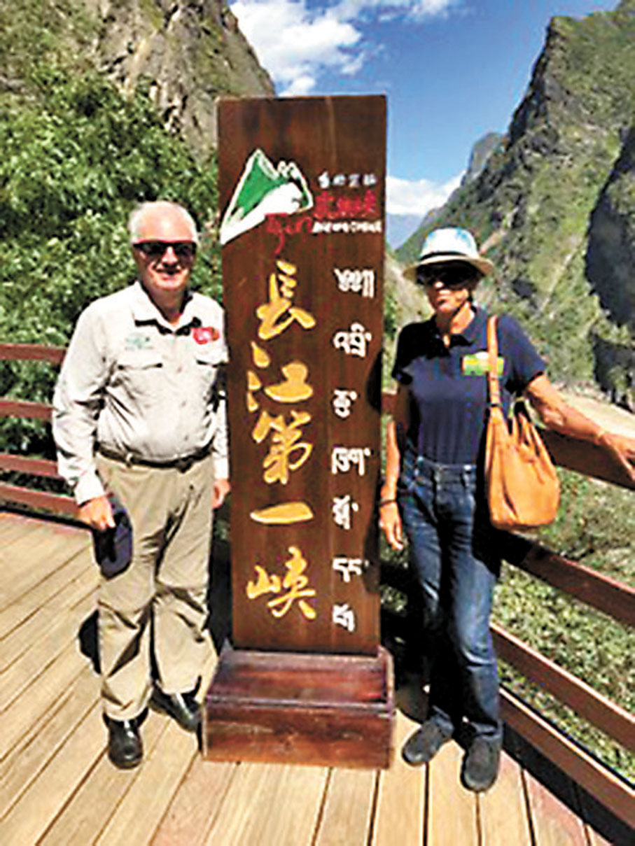 ◆Serge Berthier曾於香格里拉遊覽長江第一峽—虎跳峽。 受訪者供圖