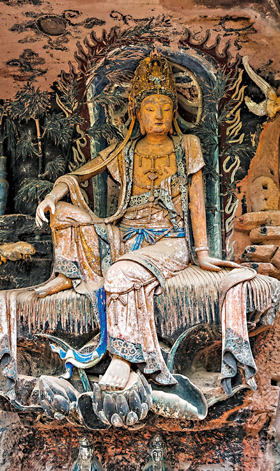 ◆毗盧洞的紫竹觀音造像被當地群眾親切地稱之為「蹺腳觀音」。