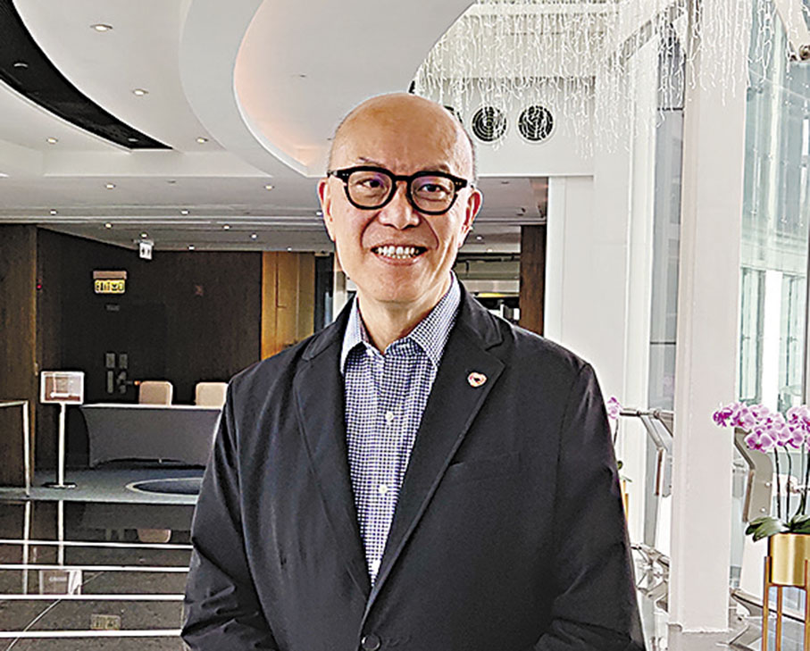 ◆華懋蔡宏興指出，集團今年賣樓收入接近80億元，距離全年100億元目標仍要努力。 香港文匯報記者梁悅琴  攝