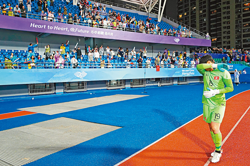 ◆謝家榮賽後忍不住流下男兒淚。香港文匯報記者麥鈞傑  攝