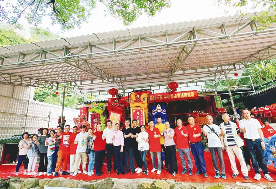 ◆ 董事局主席劉錦燦攜全體同仁慶祝月光菩薩（太陰娘娘）神誕千秋。