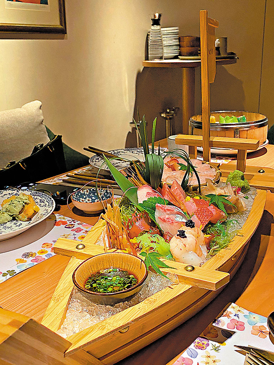 ◆至尊刺身盛是受歡迎的菜式。