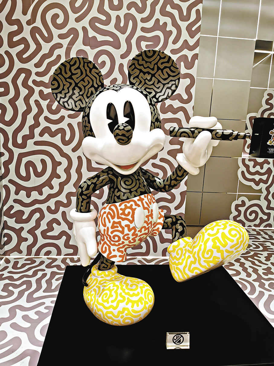 ◆Mr Doodle迪士尼雕像