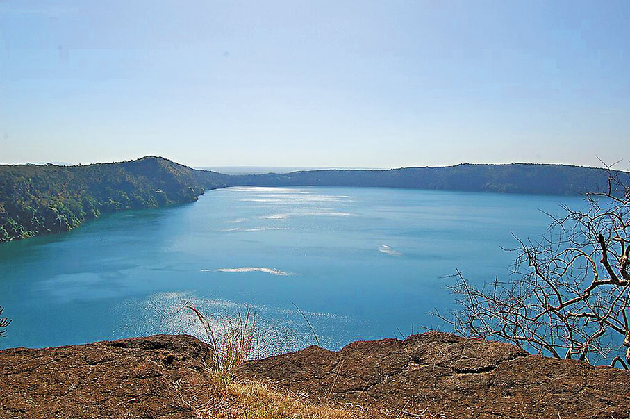 ◆ 查拉湖位於東非坦尚尼亞和肯雅接壤的邊界。 網上圖片