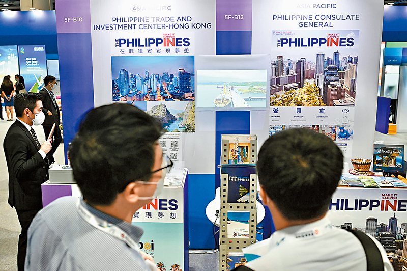 ◆香港曾多次舉辦「一帶一路」高峰論壇，會場外設有展位推介商機。 資料圖片