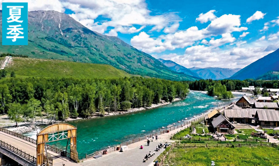 ◆夏季的禾木五光十色，山野上、草原上肆意綻放着野花，茂盛翠綠的密林、草地，如同置身於綠野仙蹤。