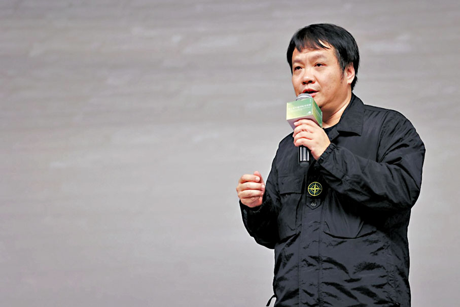 ◆導演寧浩指影片是給劉德華的禮物 。