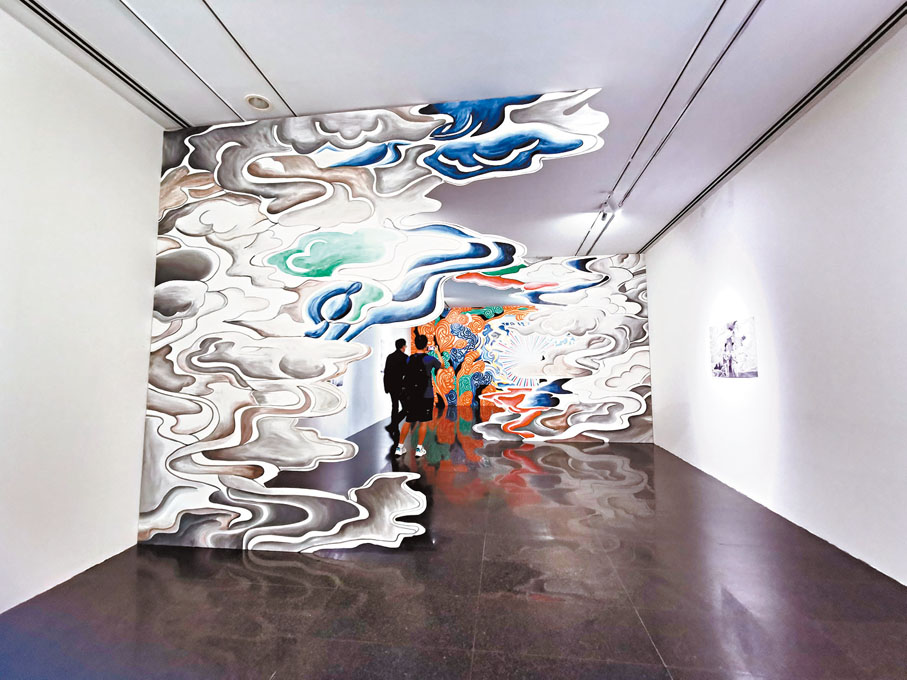 ◆黃漢明設計的中國科幻戲曲的舞台布景