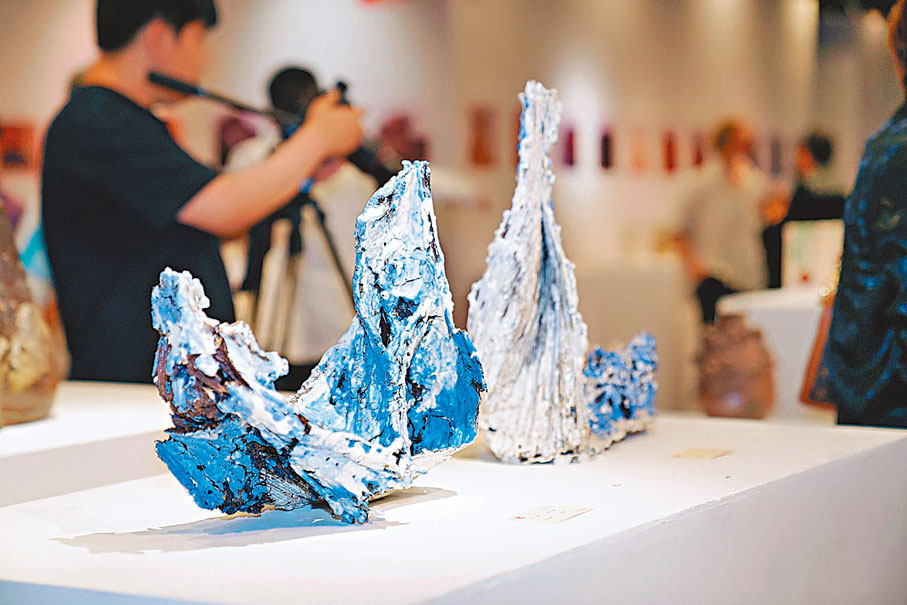 ◆丹麥藝術家梅特·瑪雅金獎作品《海浪》