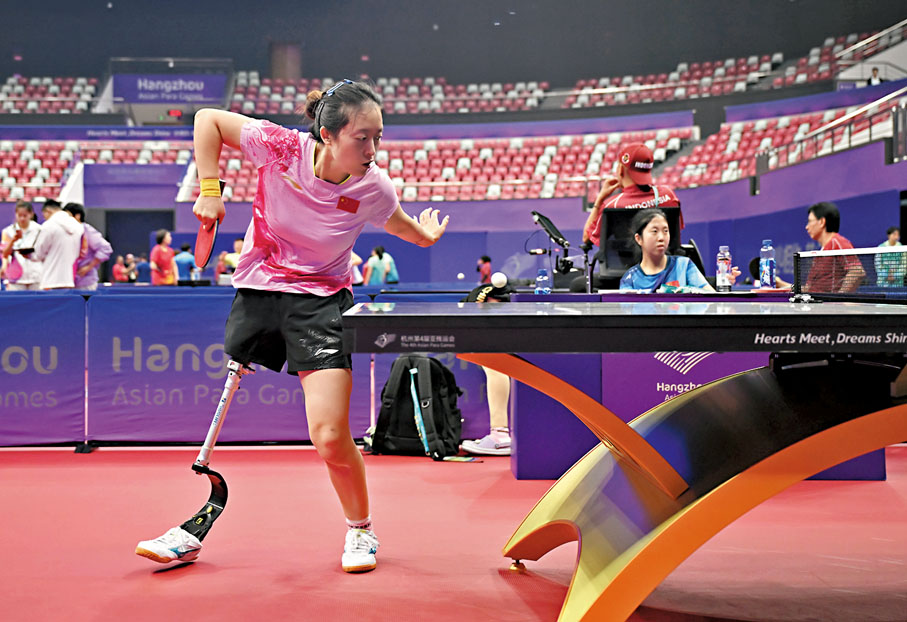 ◆隨着亞殘運臨近，運動員已展開適應性訓練。 中新社