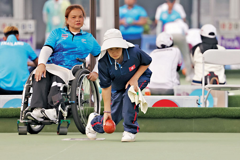 ◆鄔文英在比賽中。 中國香港殘奧會圖片