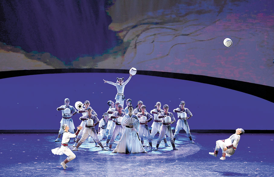 ◆《太極·壇韻》將太極文化的內涵與傳統雜技項目的精髓相融合。