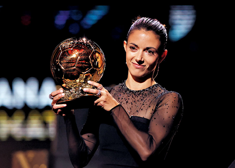 ◆女子「金球獎」由西班牙國腳邦瑪迪獲得。  新華社