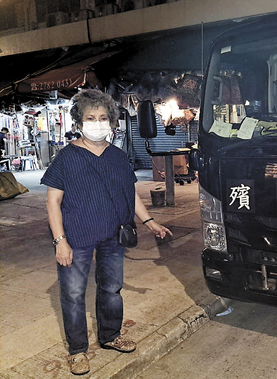 ◆街坊丘女士表示：「唔好話靈車，連一般私家車想搵個位泊都難。」