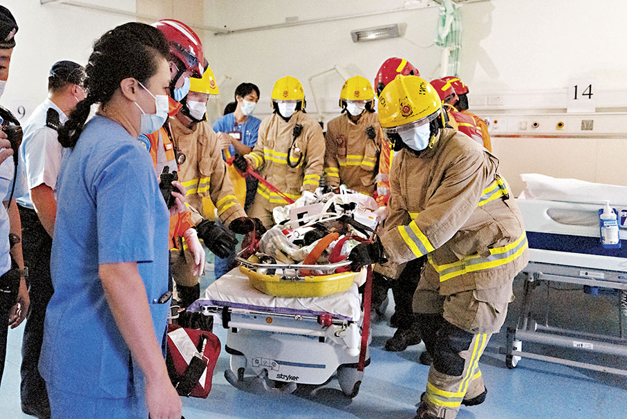 ◆人員協助病人轉移至其他醫院。