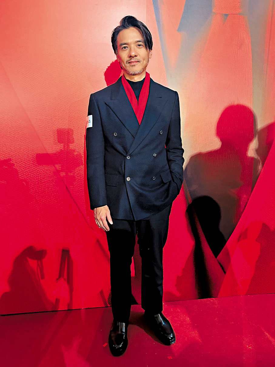 ◆馮德倫透露正籌備開拍自導自演的《特警新人類3》。