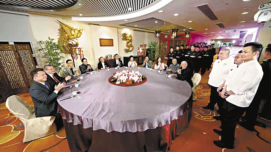 ◆呢個場面係咪好架勢，超級盛宴排場十足。