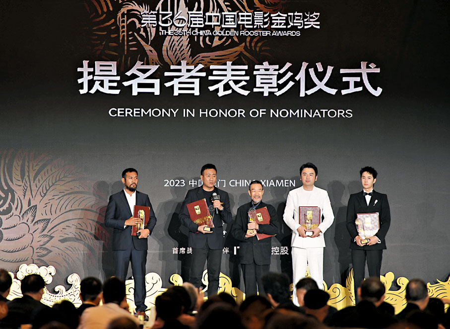 ◆左起：金巴、胡軍、李雪健、雷佳音、王一博在不同類型的片種中發揮出他們的魅力。