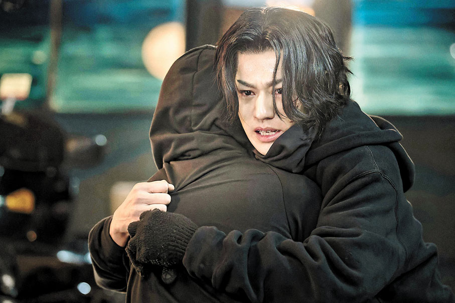 ◆電影大玩時空穿梭橋段。