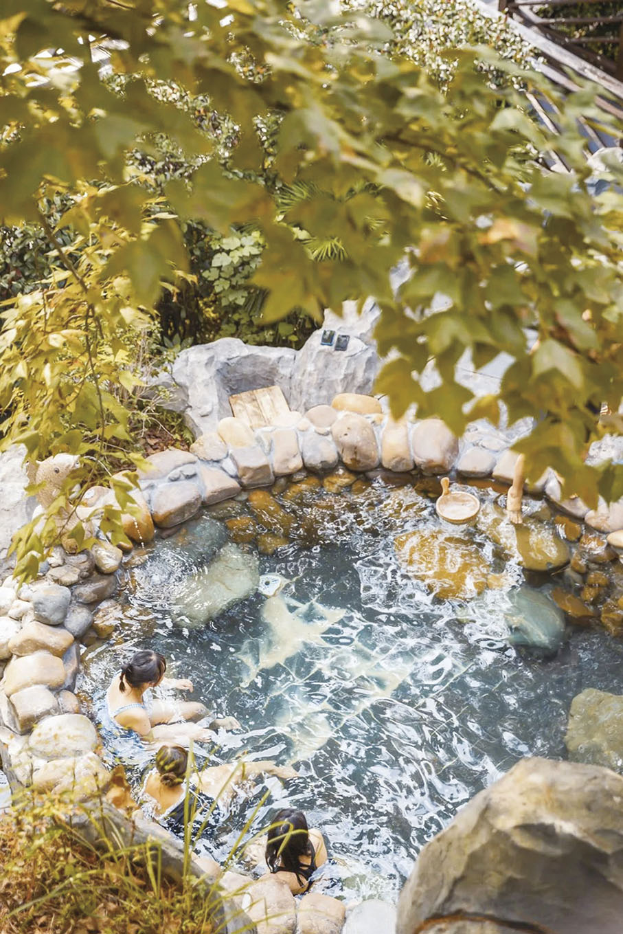 ◆ 石阡縣佛頂山溫泉即景。