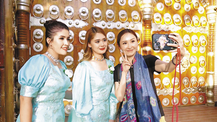 ◆貝兒有幸參與一場維吾爾族婚禮。