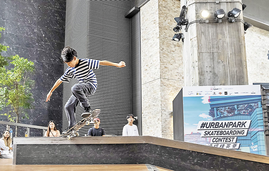 ◆余知燐成為小小滑板精英。  大會圖片