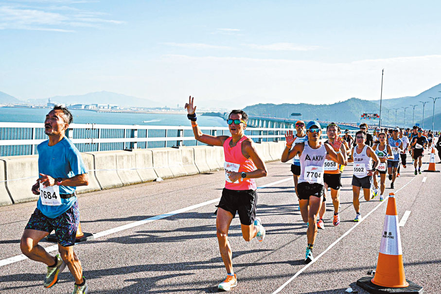 ◆港珠澳大橋通車5年以來首項長跑比賽昨日舉行。 大會供圖