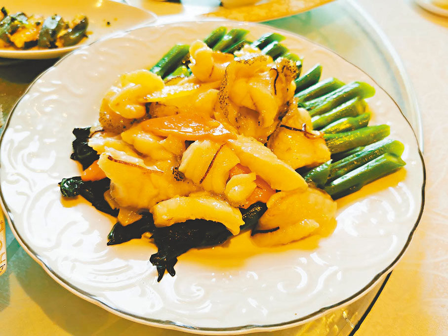 ◆蟲草花蒸斑頭腩