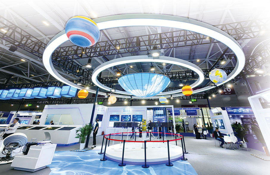 ◆ 深圳航天東方紅衛星展區。