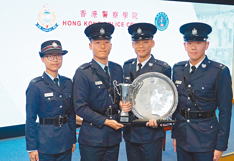 ◆左起：梁春美、鄢品豪、楊子健、丘逸龍。四人背後各有不同的「警察故事」，今終達成夢想。香港文匯報記者曾興偉 攝