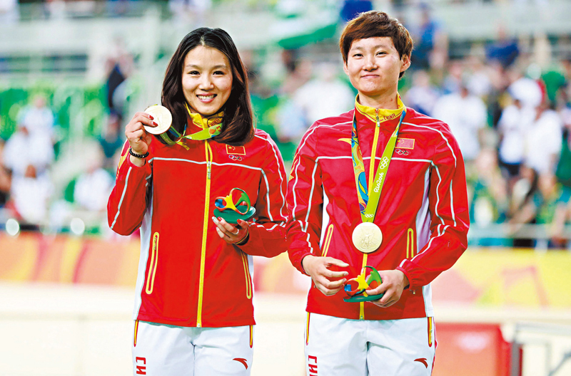 ◆ 宮金傑（左）與鍾天使在里約奧運助國家單車隊取得零的突破。  資料圖片