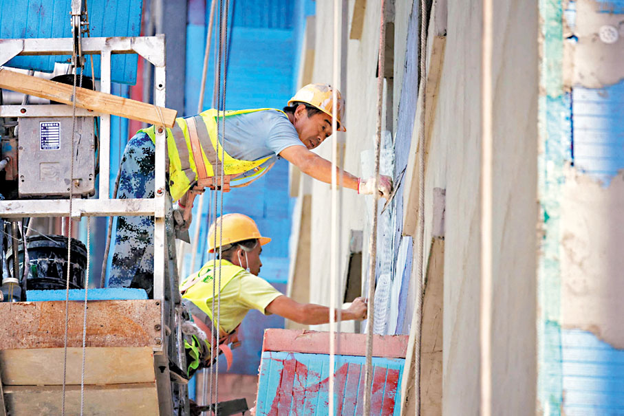 ◆有內房企因為缺乏融資，拖欠施工企業款項，令施工進度受阻。 資料圖片