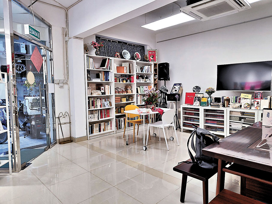 ◆不大但書藏很有意思的藝文書局