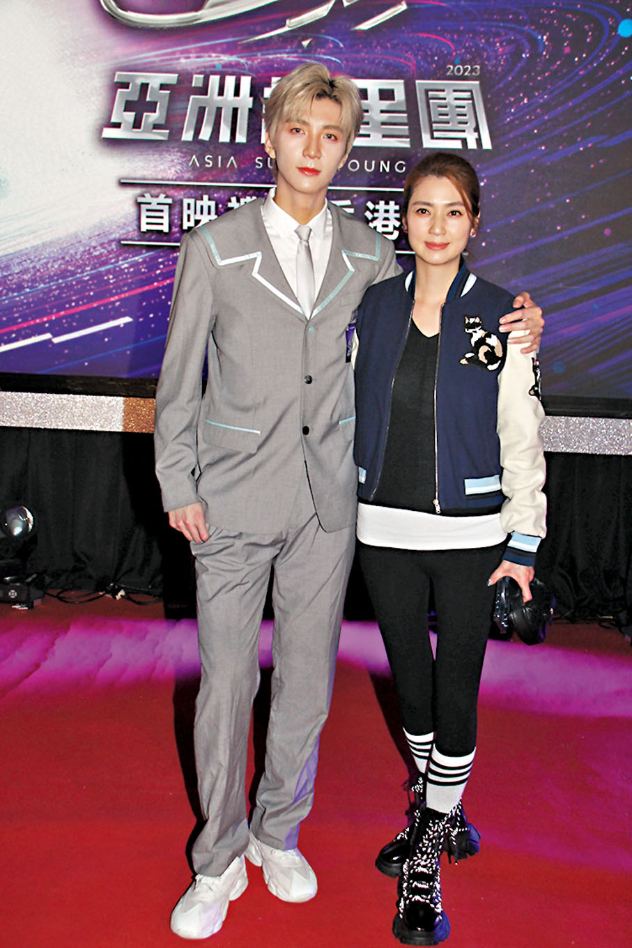 ◆張鎬濂稱父母都一樣好。